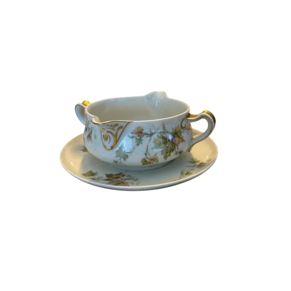 Haviland Limoges Floral Gravy Boat with Gold Trim and Attached Underplate France